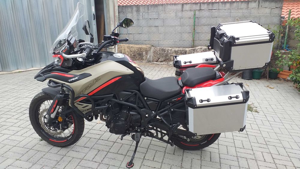 Benelli TRK 702X (2023) | Como Nova – 10.650 km | Full Extras & Garantia