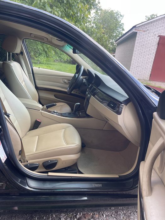 БМВ 3 Series 2012, E91