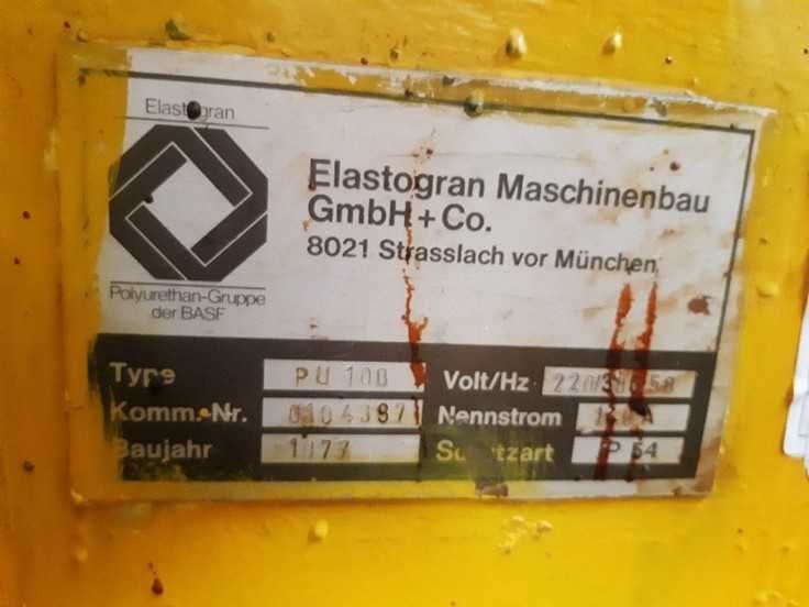 Spieniarka PU 100 z głowicą mieszającą do pianki PUR