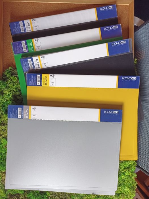 Папки с зажимом.Папка с файлами.