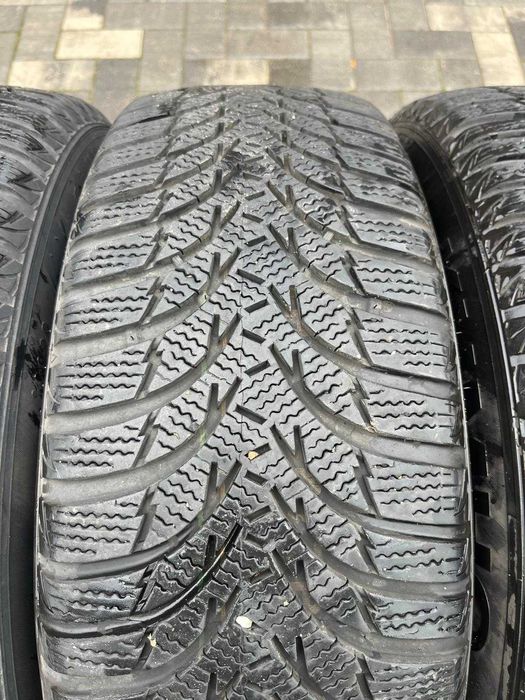 4 Opona zimowa KUMHO WinterCraft WP51 225/60 R17 99H