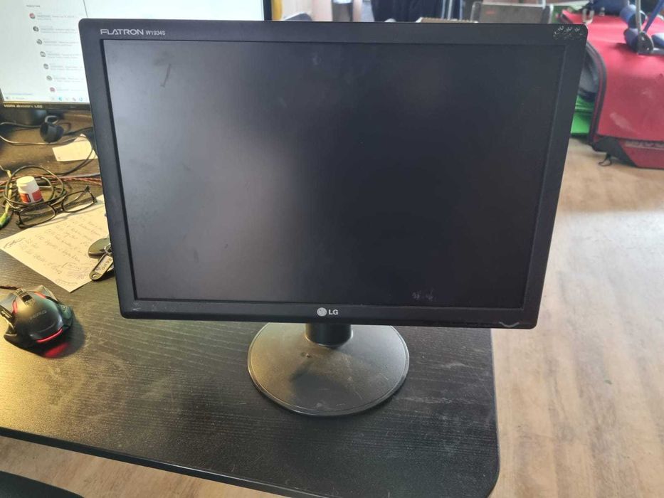 Monitor LG FLATRON W1934S 19” | VGA | sprawny
