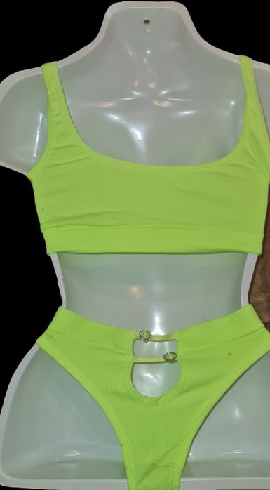 Top sportowy + stringi, neon jaskrawy żółty, S/M, błyszczący, cekiny