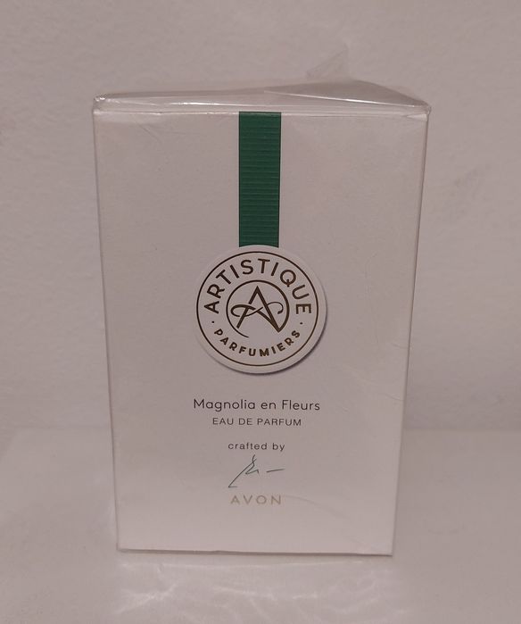 Avon Artistique magnolia