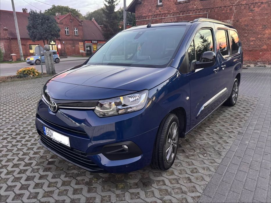 Toyota Proace City Verso Toyota PROACE City Verso LONG 1.2 D4T Family, 1 wlaściciel, Hak