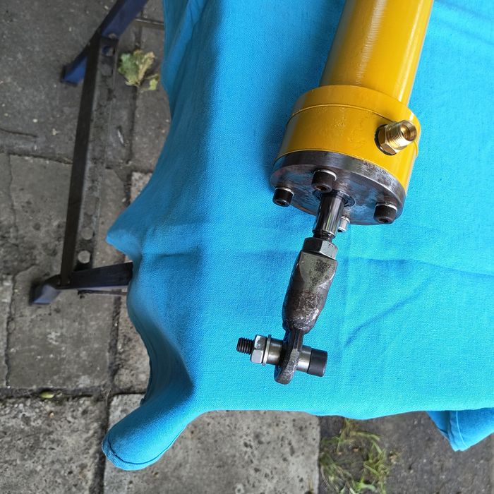 siłownik hydrauliczny sterowanie jacht motorówka