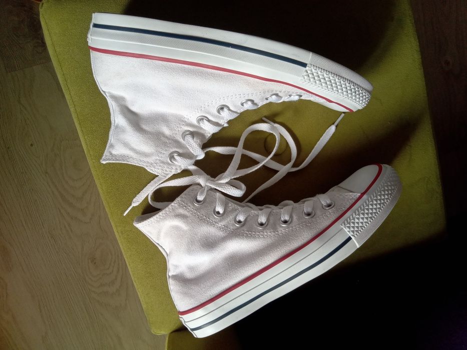 Converse trampki rozmiar 36,5 powyżej kostki białe