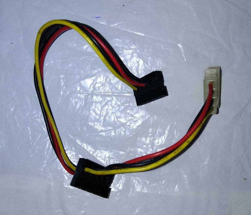Кабель питания Sata 1хМolex-2хSata