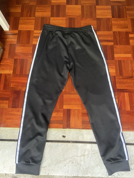 Calça adidas sst