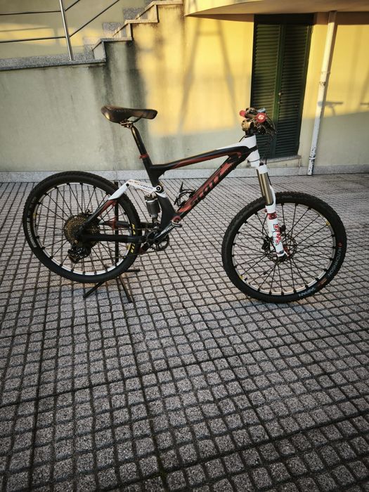 Bicicleta Scott Genius 30
