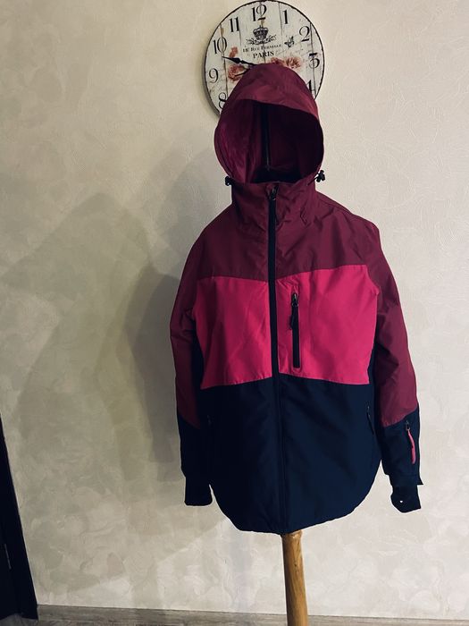 Костюм женский  лыжный раз. 36-38