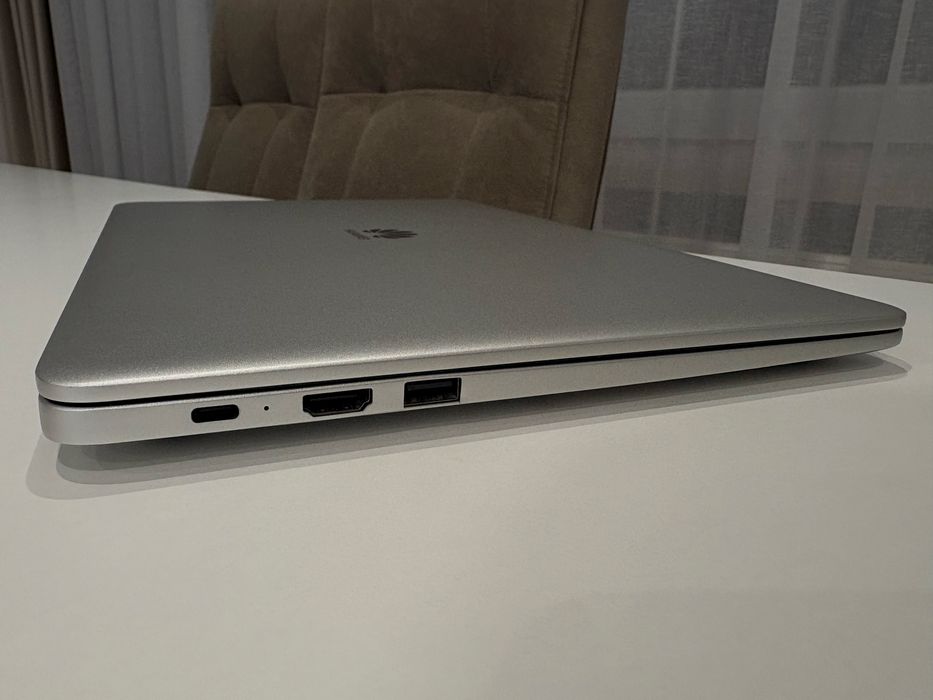Huawei MateBook D