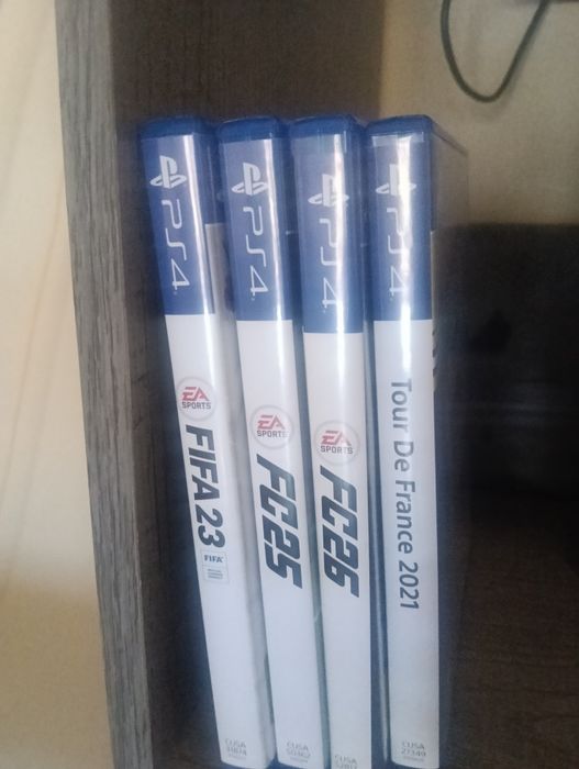 PS4 Pro 1TB + Jogos