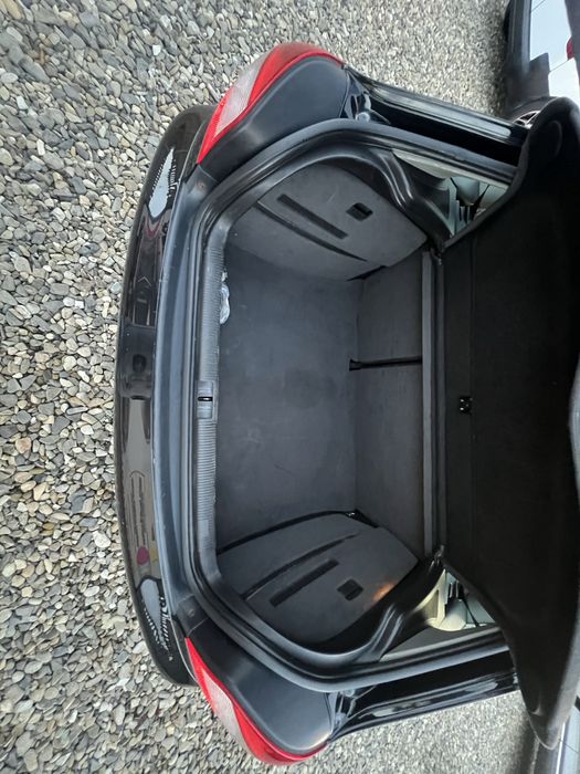 Автомат , машина обслужена в гарному стані як технічному так і візуаль