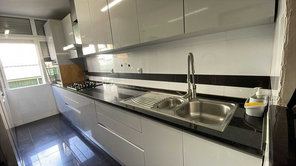 Moradia T3 B° Loureiras