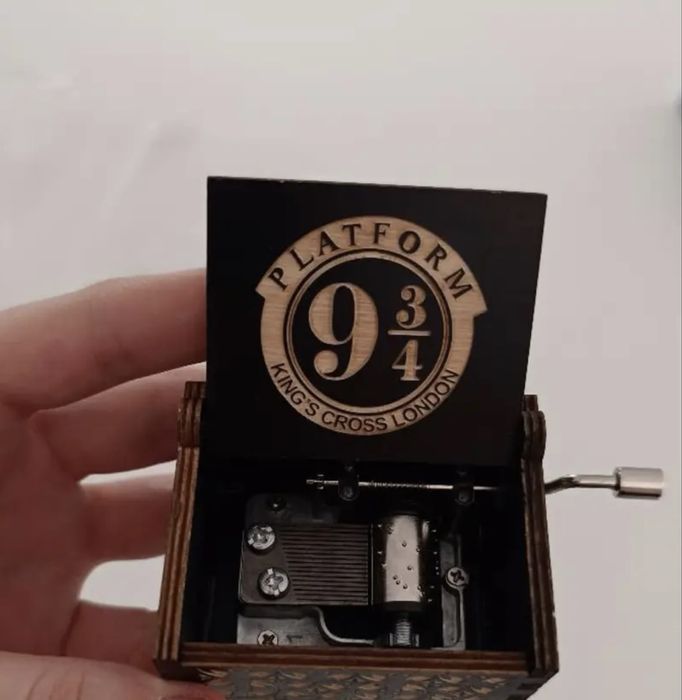 Музична шкатулка Harry Potter Гаррі Поттер музикальна ручна