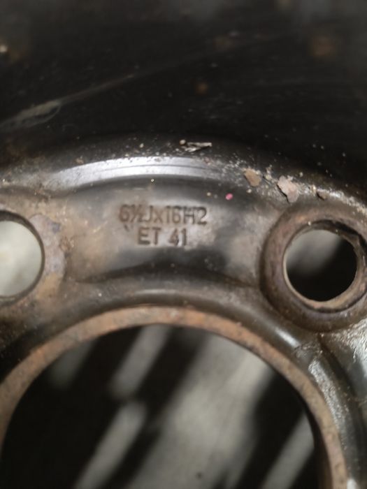 Felgi stalowe Opel 5x110 r16 + kołpaki