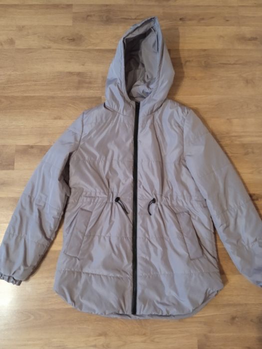 Жіноча осінньо весняна куртка