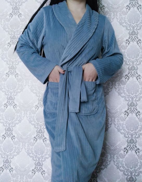 Женский велюровый халат с-м