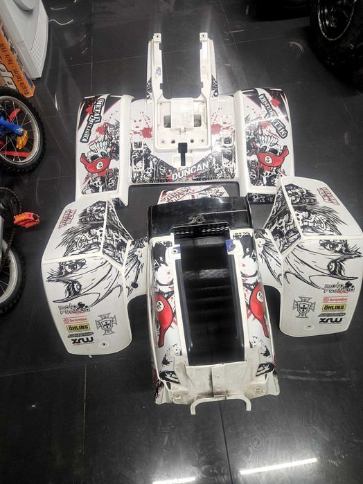 Plásticos yamaha banshee
