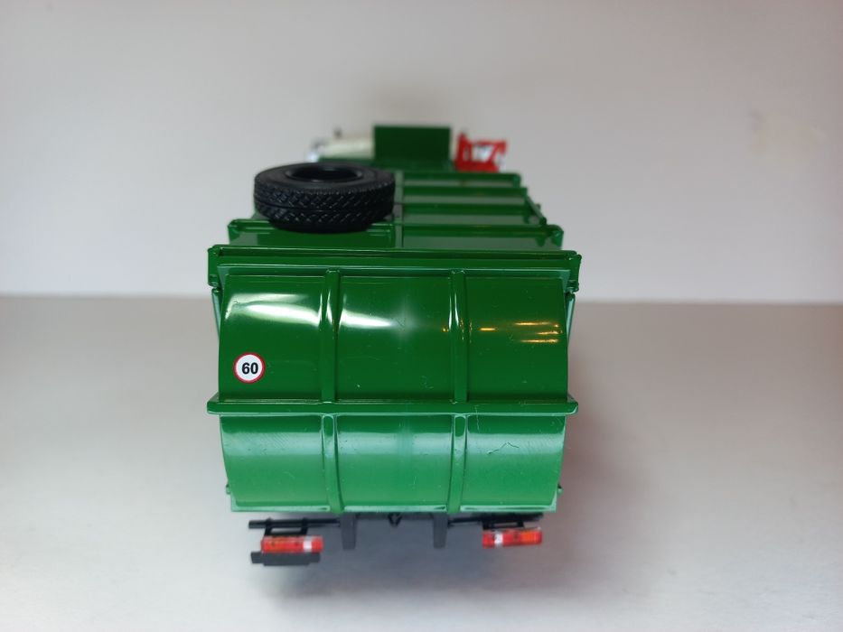 МКМ-35 на базі МАЗ-5337 (1/43)