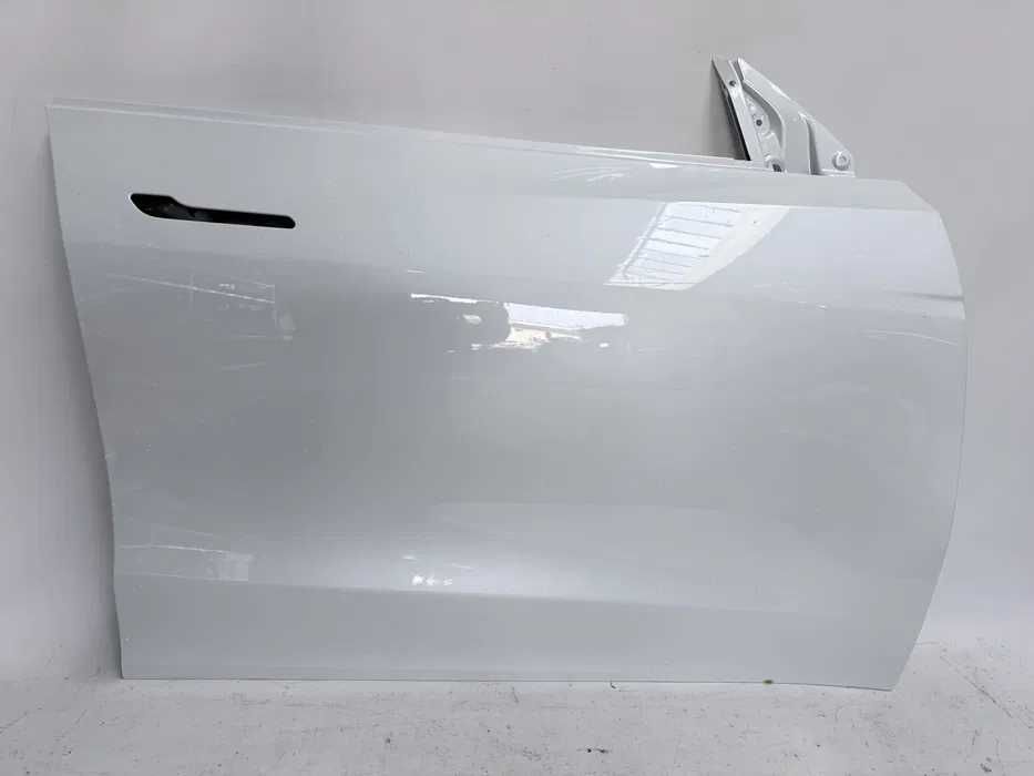 Двері передні Tesla model Y Juniper