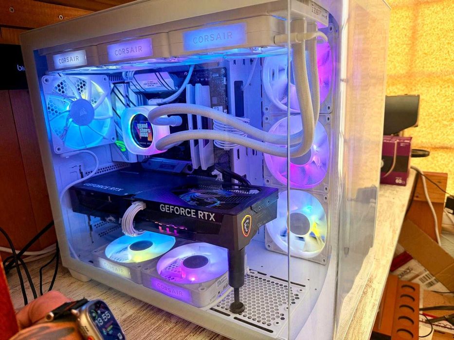 PC Gaming 9800X3D + RTX 5070 Ti 16GB + 32GB + 4TB | WHITE