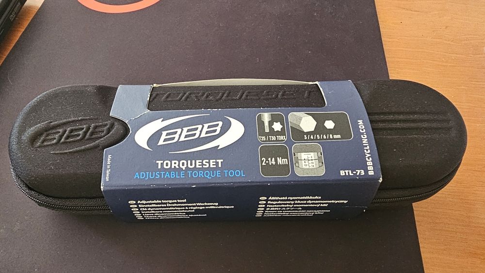 Material de Ciclismo: Chave Dinamométrica BBB, Luzes LED e Pedais Shimano