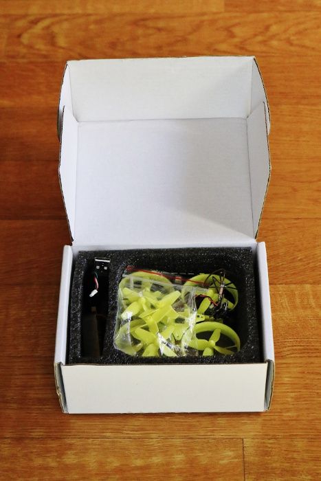 Micro Drone Quad FPV QX7064738804713473121