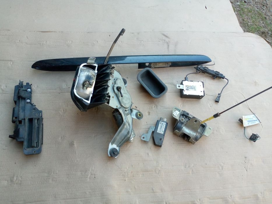 Продам моторчик задньої кришки  Мерседес МЛ.