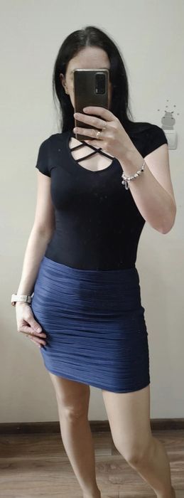 Krótka spódnica granatowa prążki rozmiar M / 38 / 10 gumka w pasie