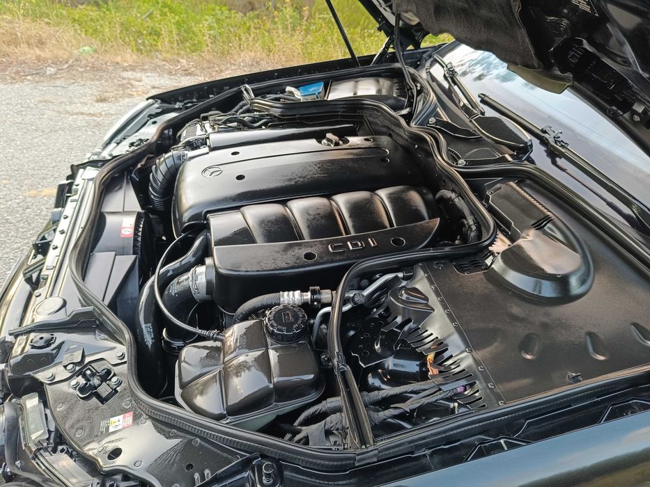 Mercedes-Benz E 220 — fotografia 11
