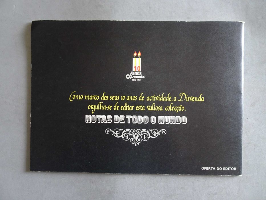 Caderneta de cromos vazia Notas de todo o mundo - Volume III África --