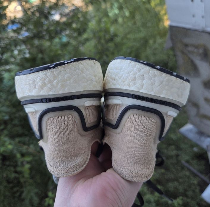 40.5р Adidas Ultraboost 19 жіночі кросівки