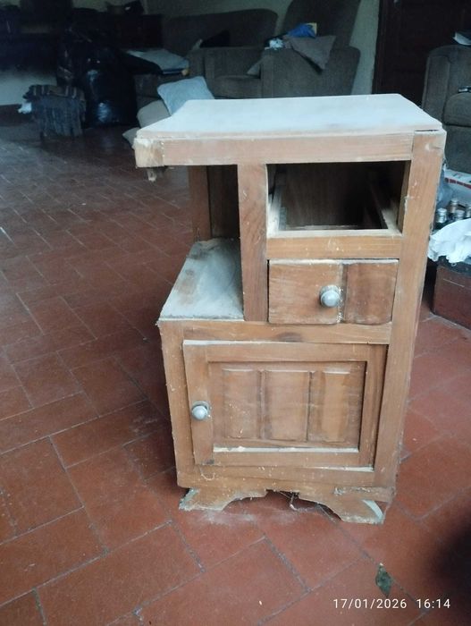 Cómodas várias para restauro ou uso próprio venda