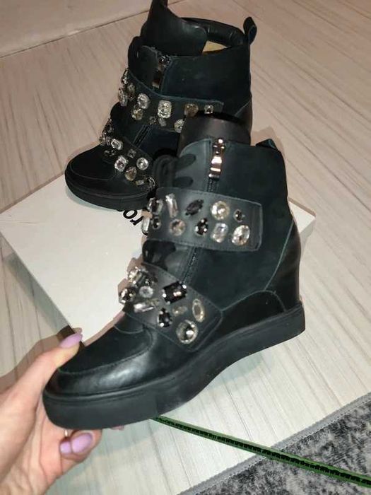 skórzane Sneakersy Gino Rossi - Pepper  rozm. 39