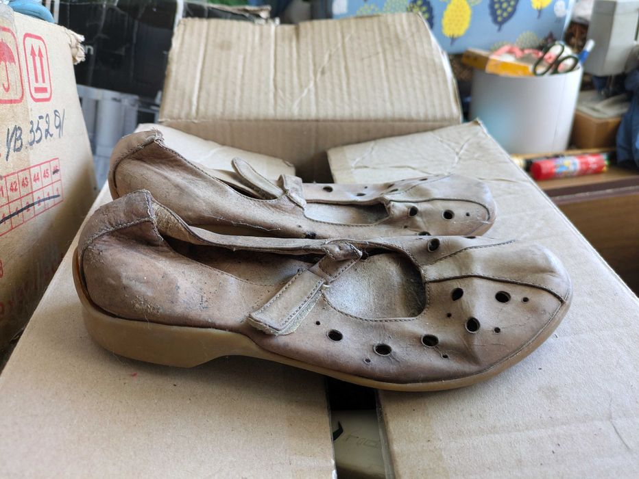 Віддам РЕТРО шкари, 38р. Жіноче взуття шкіряне