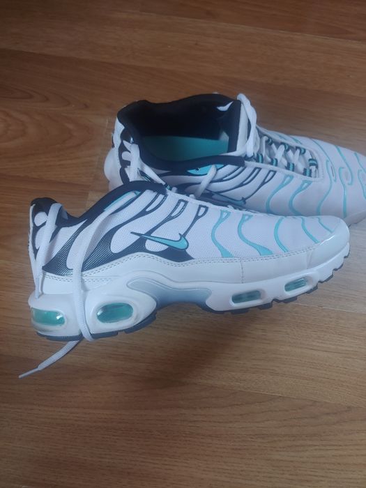 Кроссівки  найк ))