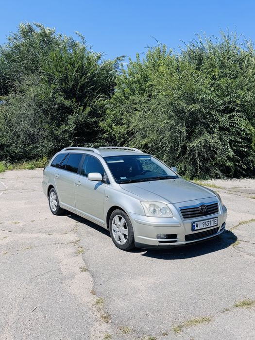 Продам Toyota Avensis 2003 року 2.0 D4D