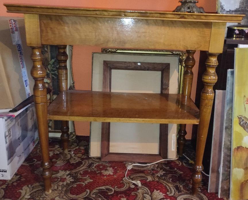 Elegancki stolik vintage, 60-letni