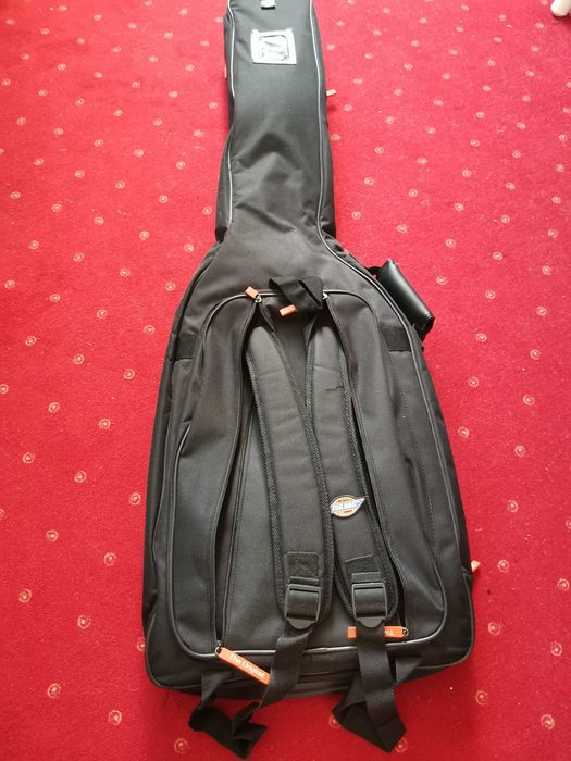 Pokrowiec na gitarę basową