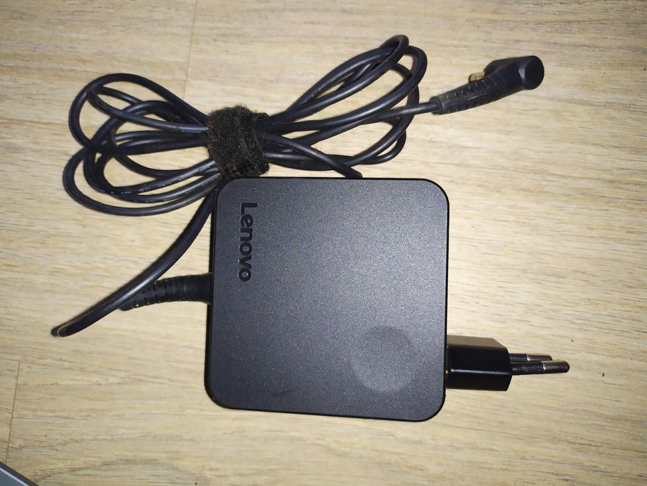 Блок питания для ноутбука Lenovo 20в.3.25а,оригинальный