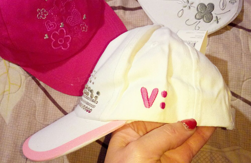 Новые кепки Vinis девочке 6-8 лет
