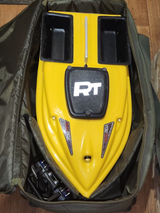 Короповий кораблик RT Boats, автопілот, глибиномір.