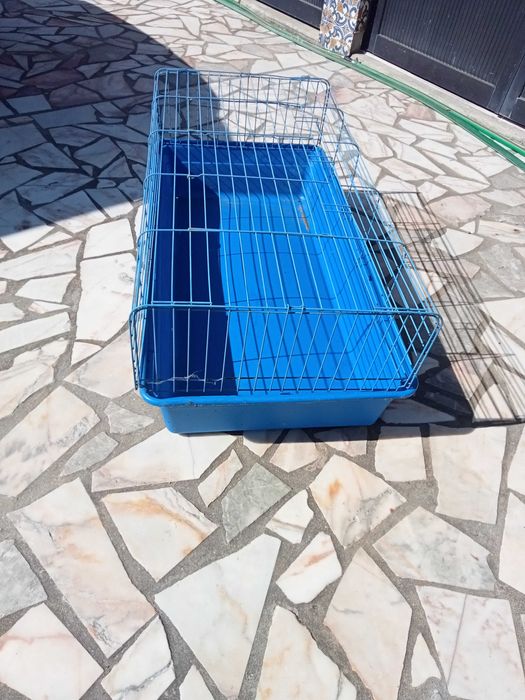 Tripé Metálico para Gaiola de Pássaro