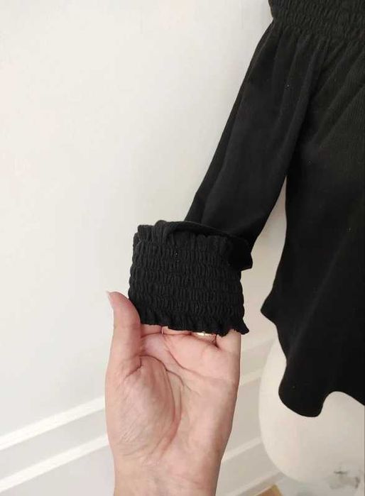 Czarna bluzka hiszpanka odkryte ramiona długi rękaw H&M S 36 | basic casual capsule