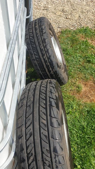 Продам шини майже нові ,проїхали 3 -4 тисячі км