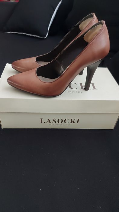 Czółenka skórzane rozmiar 35