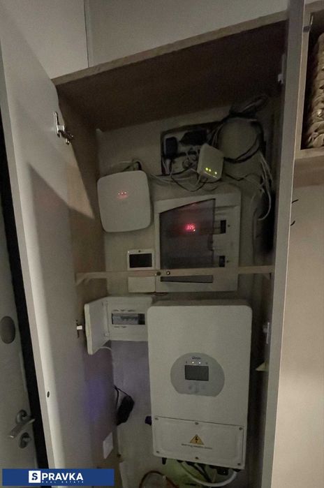 Продам квартиру ЖМ радужный 2 ком 90 м2