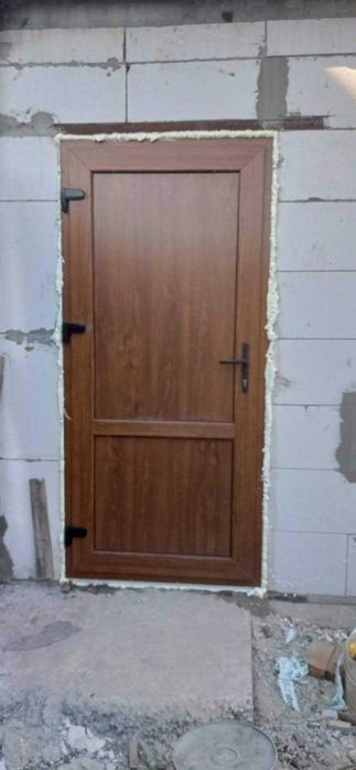 Пластиковые двери металлопластиковые доступная цена установка доставка